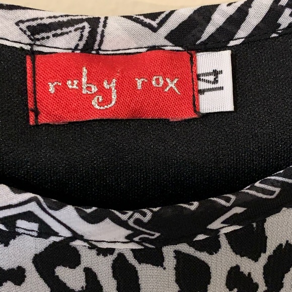 Ruby Rox Top/ Tunic size 14 - Picture 8 of 8